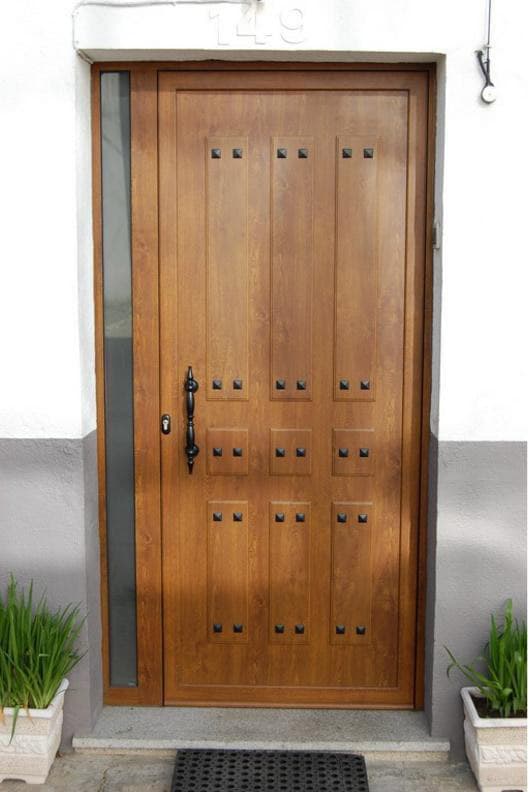 Puertas de exterior en Padrón